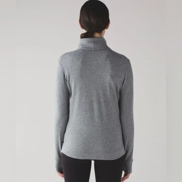 Lululemon Double Up Long Sleeve (Reversible) | Gray | Size 6 - Picture 4 of 13